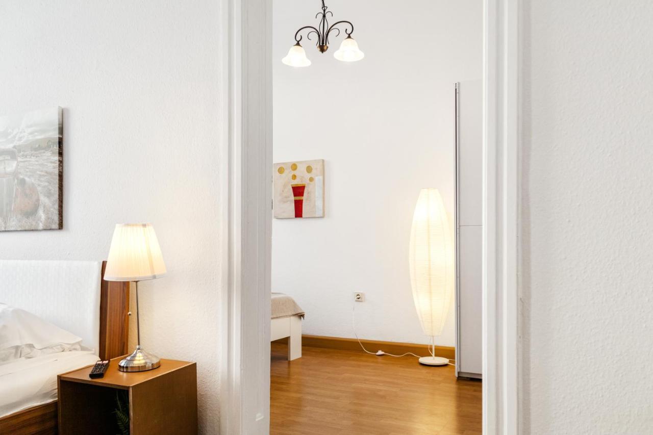 Beautiful 2Br Aptartment 12 Minutes To Downtown Vienna Exterior photo