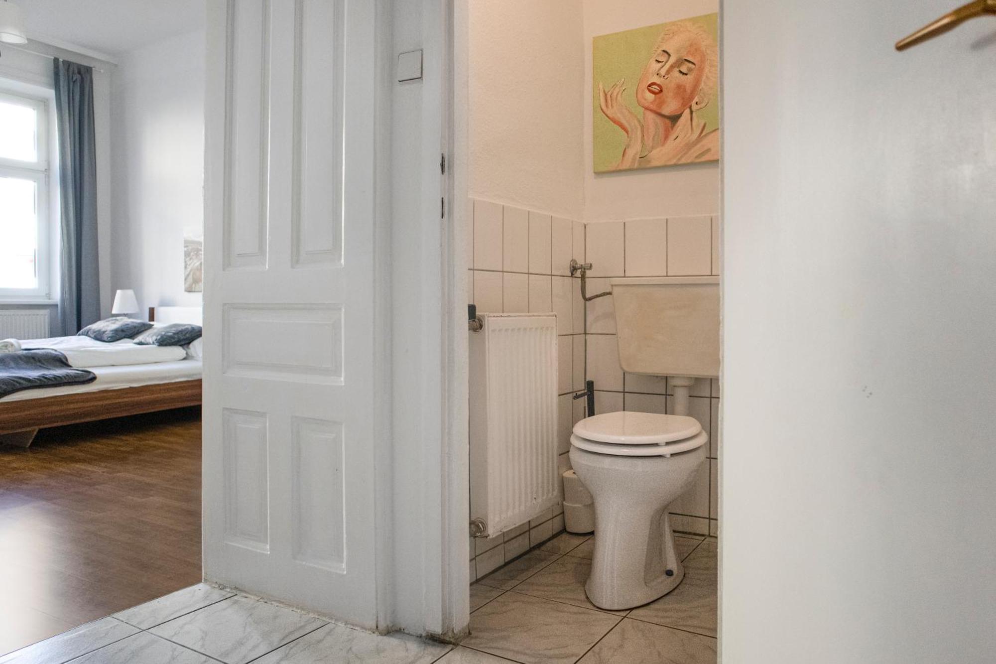 Beautiful 2Br Aptartment 12 Minutes To Downtown Vienna Exterior photo